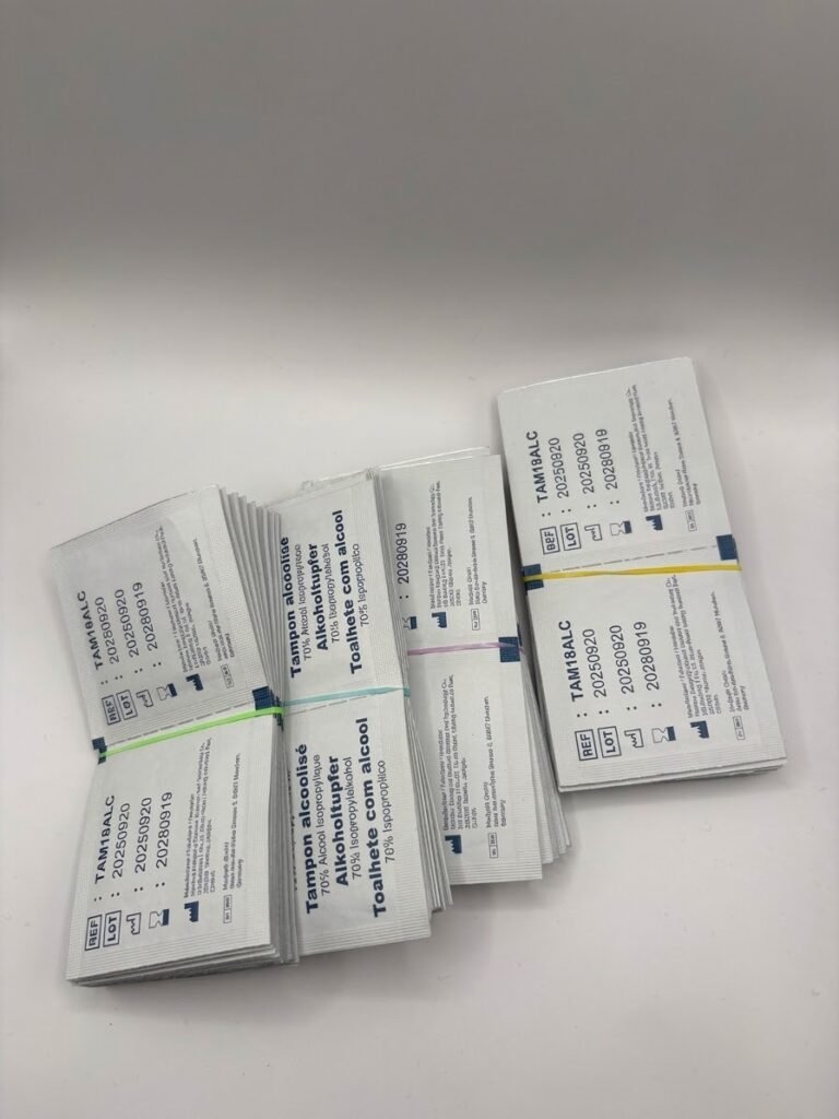 LOT 100 PADS DESINFECTANT